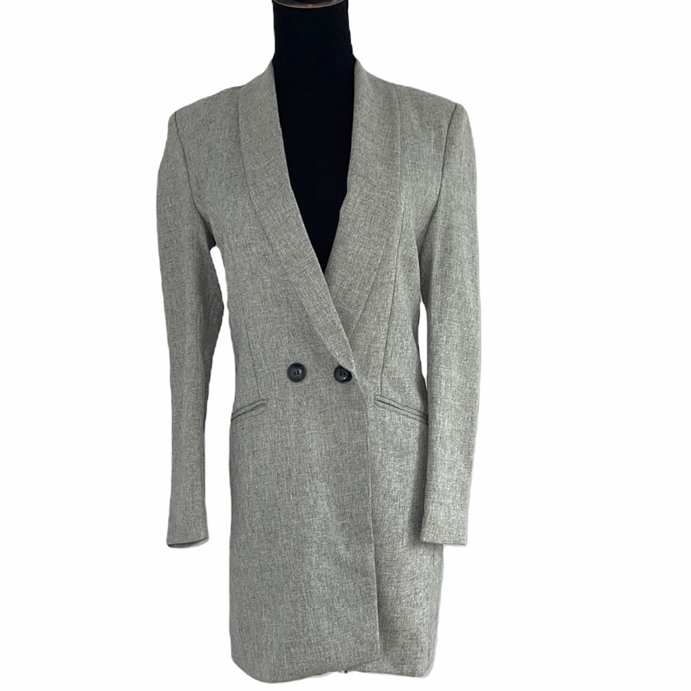 New face grey long blazer.